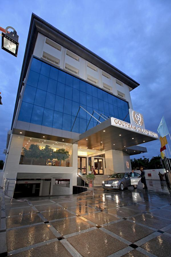 Goutham Grand Hotel Tenāli Værelse billede
